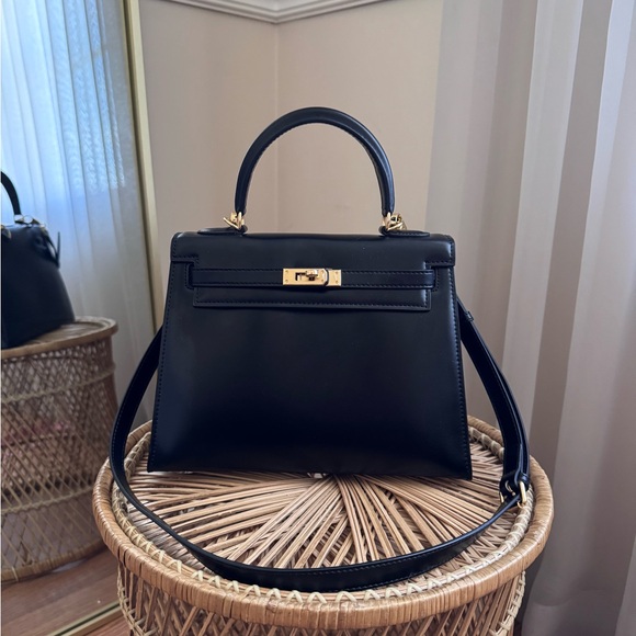Mille Black Top Handle Leather Satchel Handbag - Picture 1 of 16